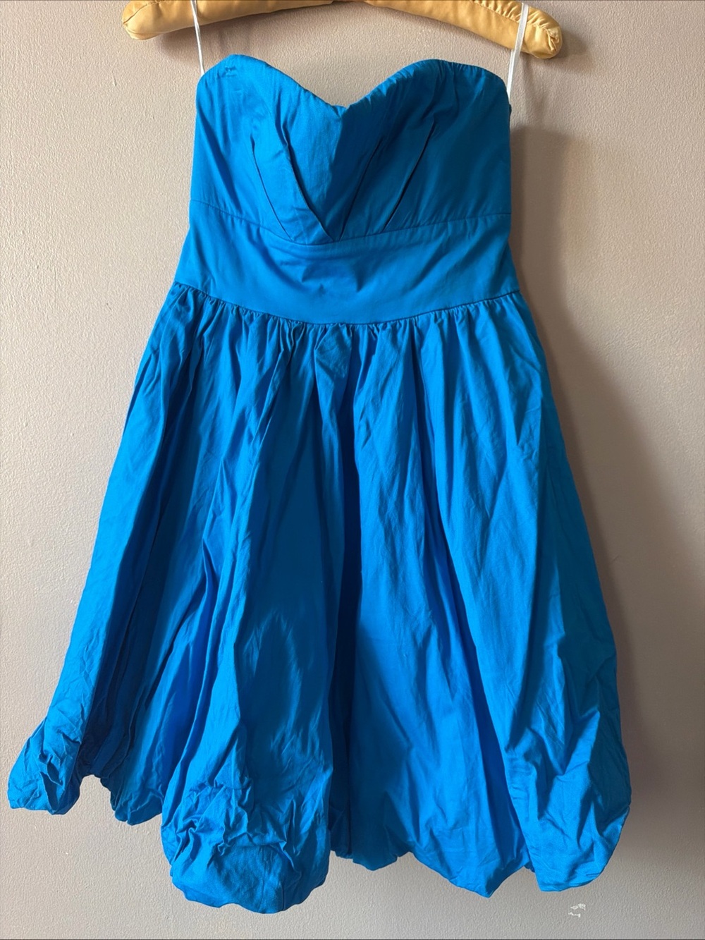 Freeway Strapless Sweetheart Dress in Bright Blue
